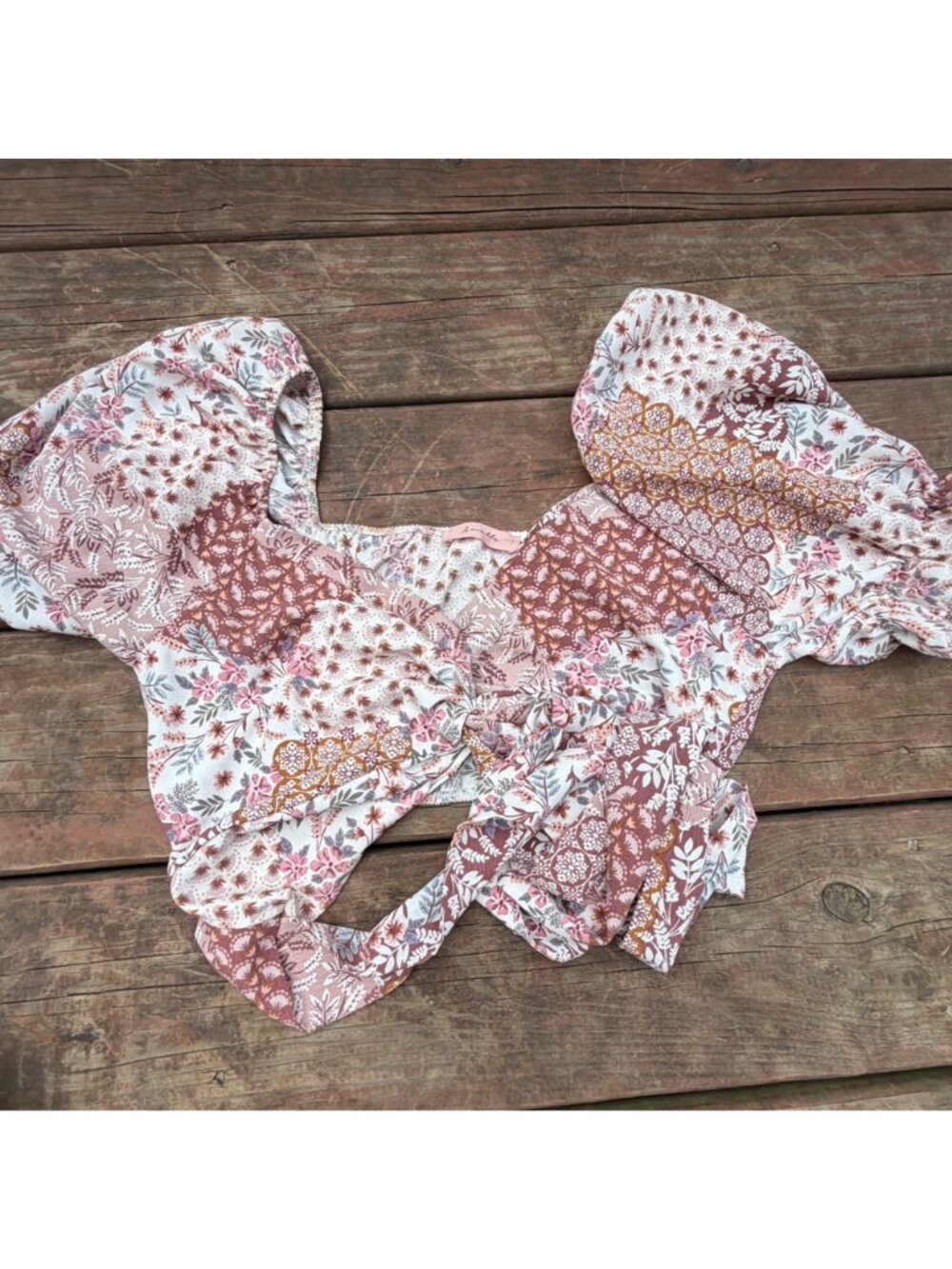 Amable Floral Patchwork Two-Piece Set - Picture 4 of 6